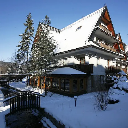 Czarny Potok Wellness & Centrum 3* ザコパネ